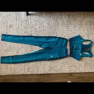 Gymshark Tonal Block Leggings + sports bra set
